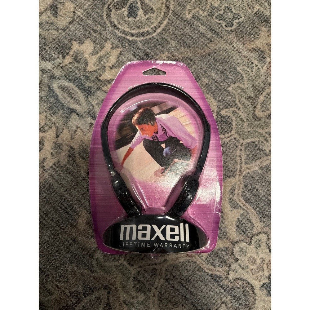 Vintage Maxell HP-200 Dynamic Performance Headphones